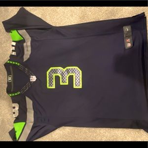 Seattle Seahawks jersey. Wilson XXL